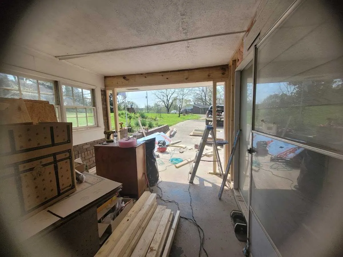 Air movers and dehumidifier for Drying & Dehumidification in Hempstead